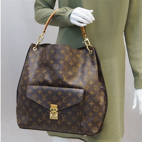 louis vuitton metis hobo price|Louis Vuitton petite metis.